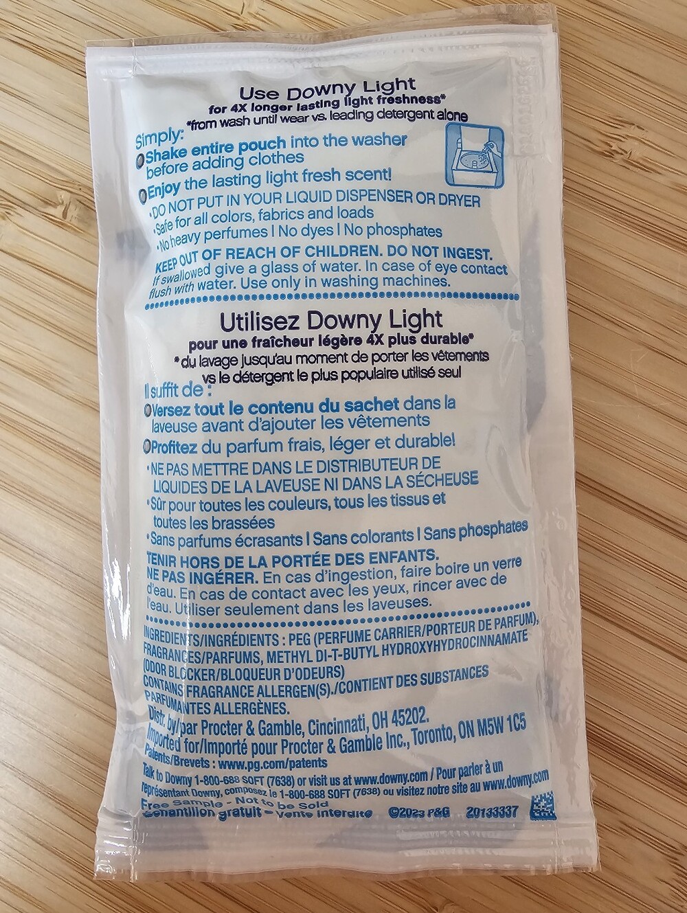 DOWNY Light Ocean Mist In-Wash Scent Booster - Picture 2 of 2